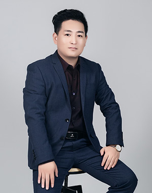 张雷