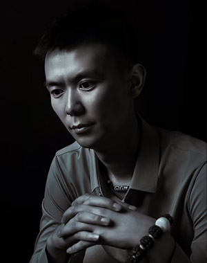 任璐